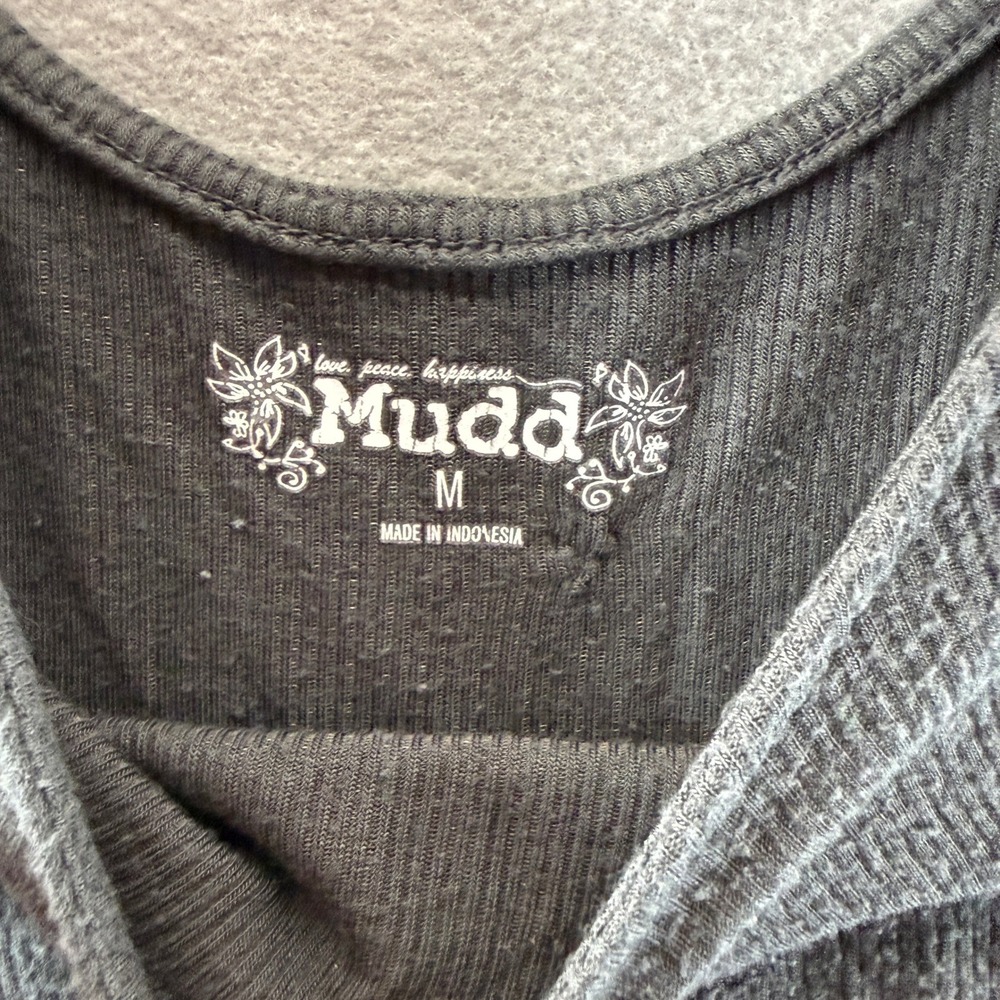Mudd Womens Gray Ribbed Scoop Neck Top Crochet Floral Sleeve Detail Size M - Picture 4 of 8
